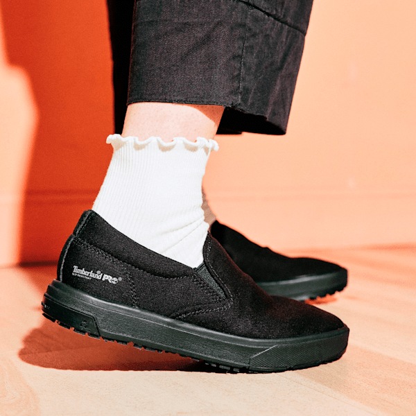 Burbank Slip-Resistant Hospitality Work Shoe