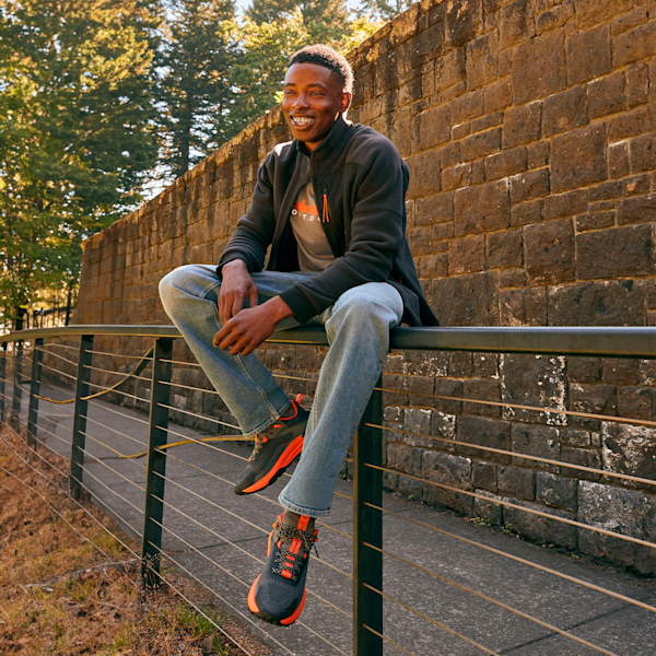 Men's Motion Access Low Lace-Up Sneaker