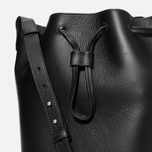 Women's Tuckerman Leather Bucket Bag