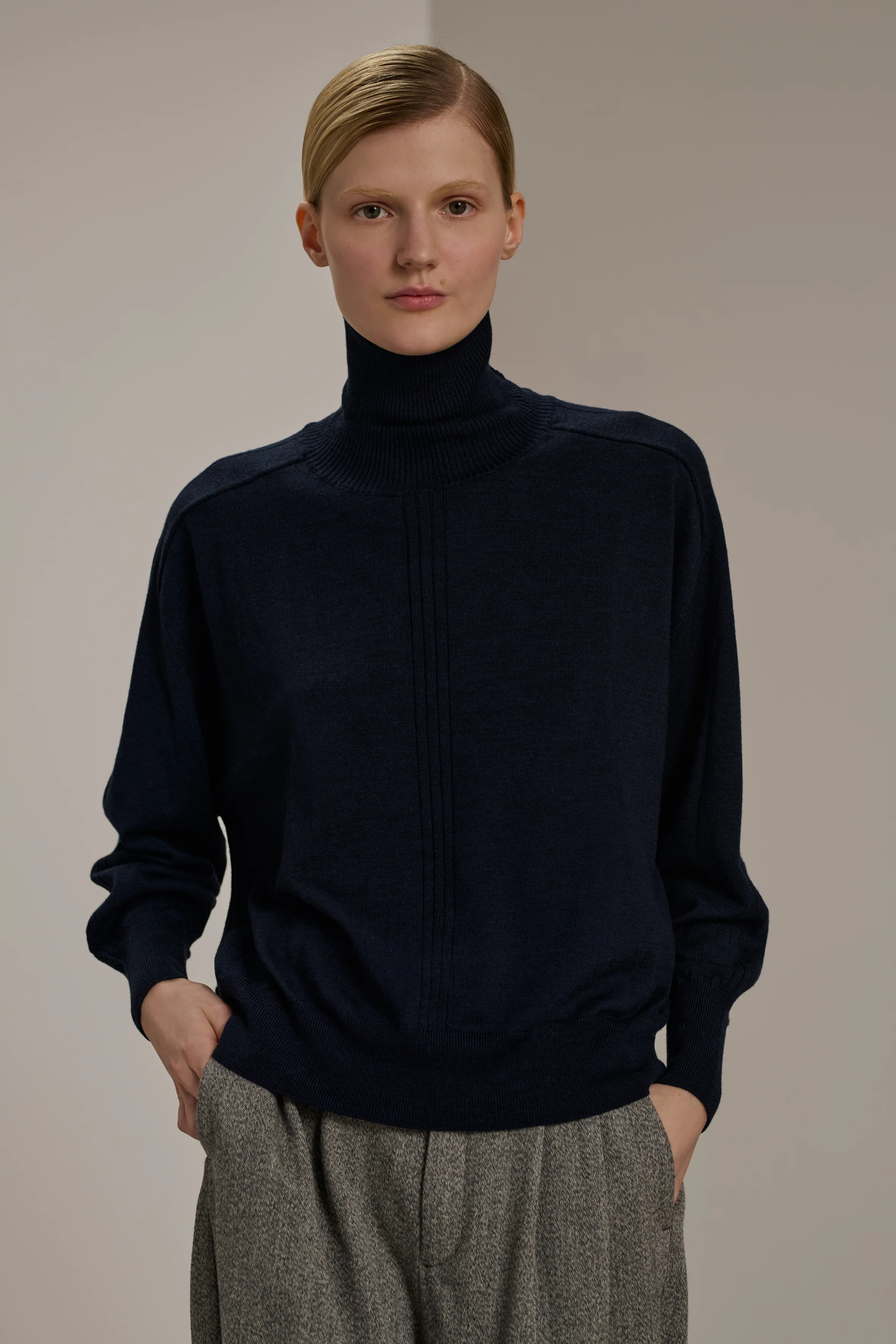 NORD NAVY SWEATER