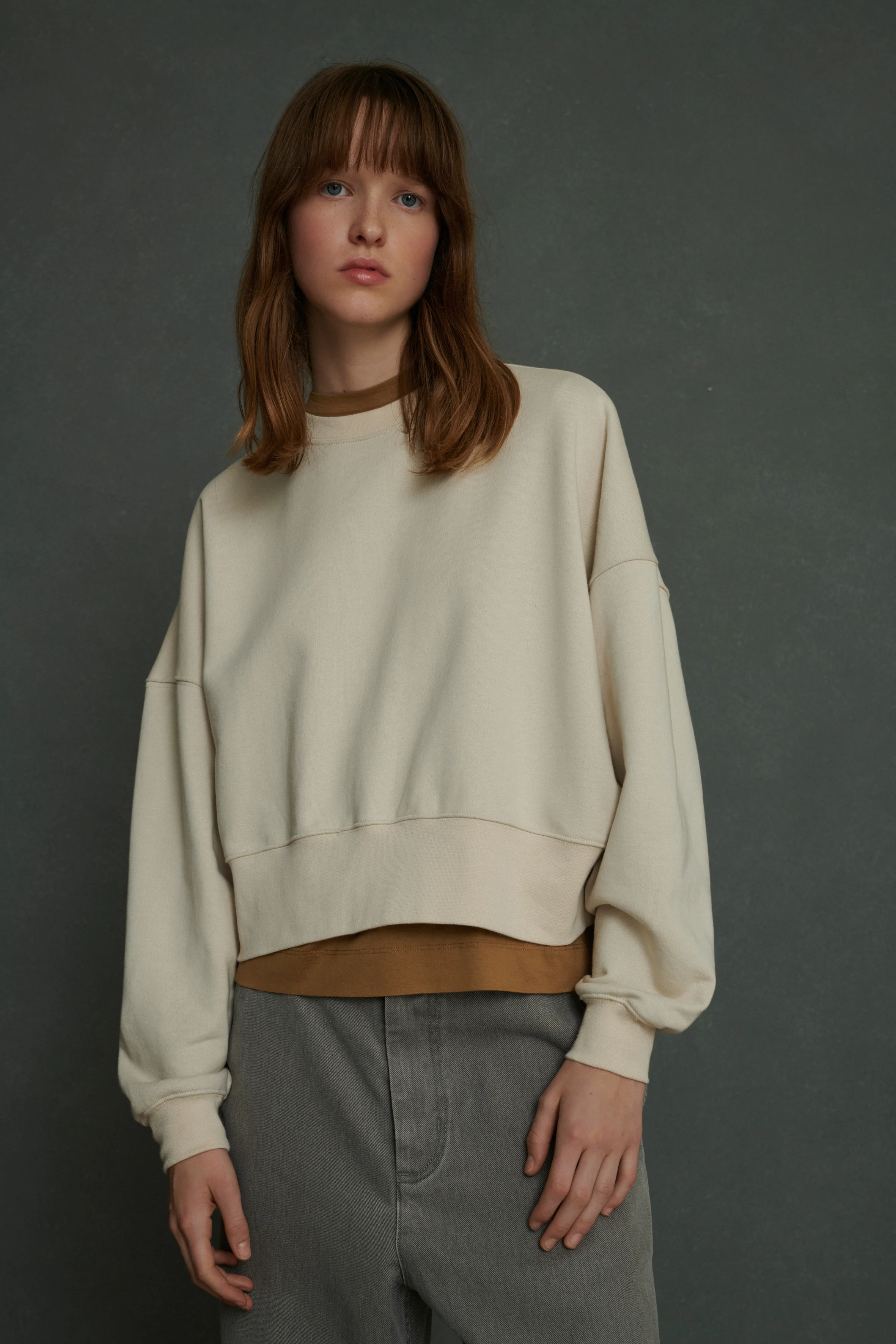 WILLOW OFF-WHITE SWEATSHIRT