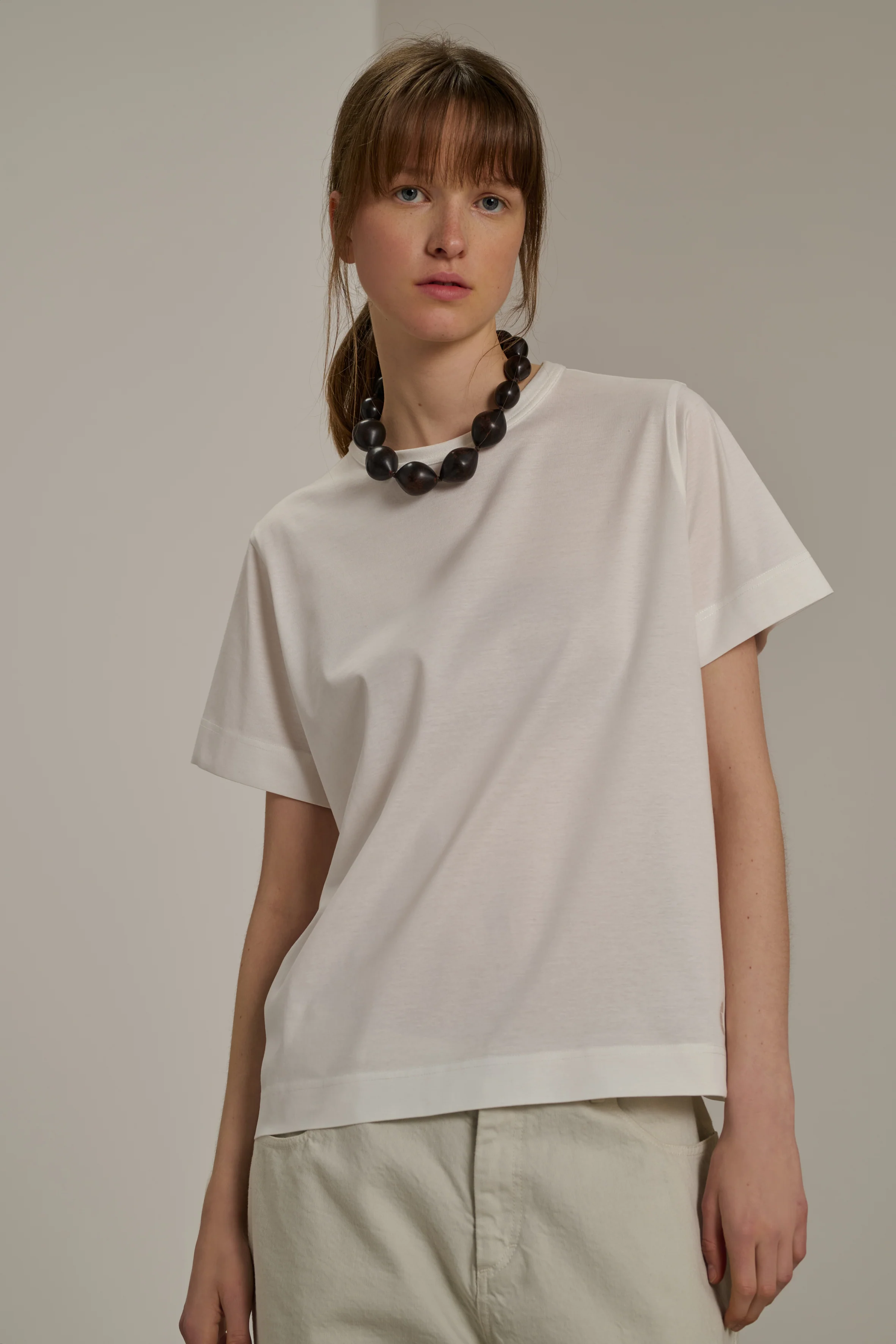 BASIC WHITE TEE-SHIRT