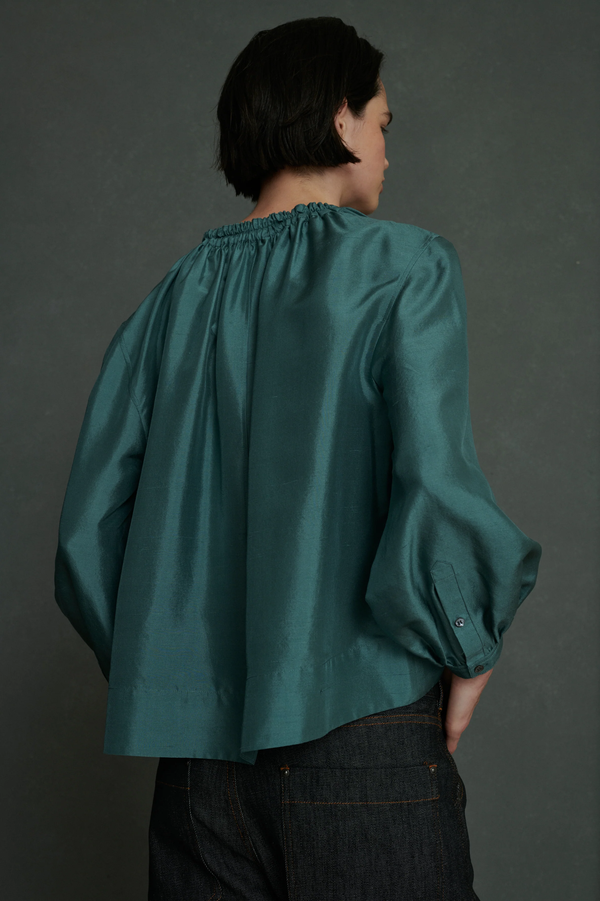 UNIVERS GREEN BLOUSE
