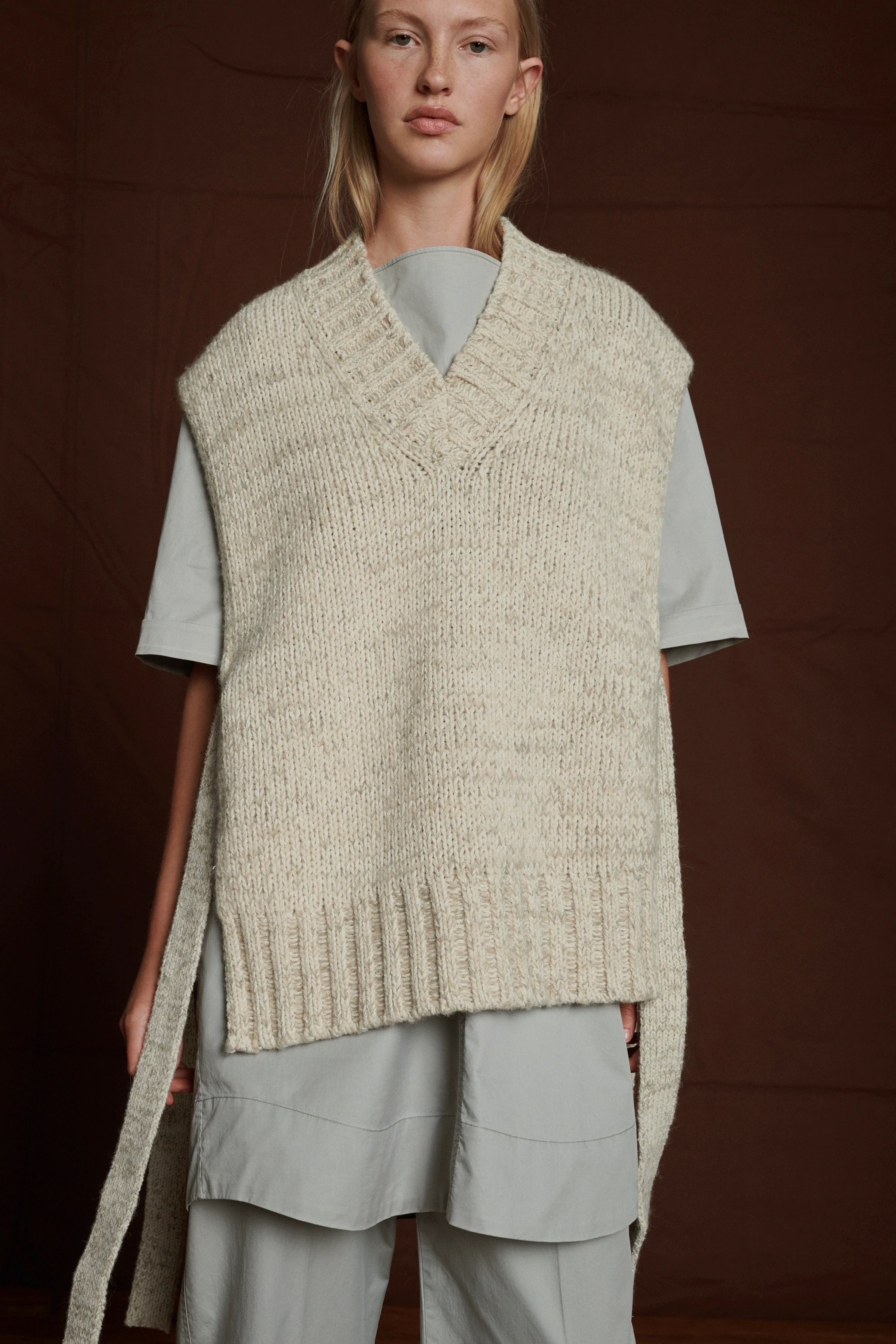 AMANI OFF-WHITE JUMPER