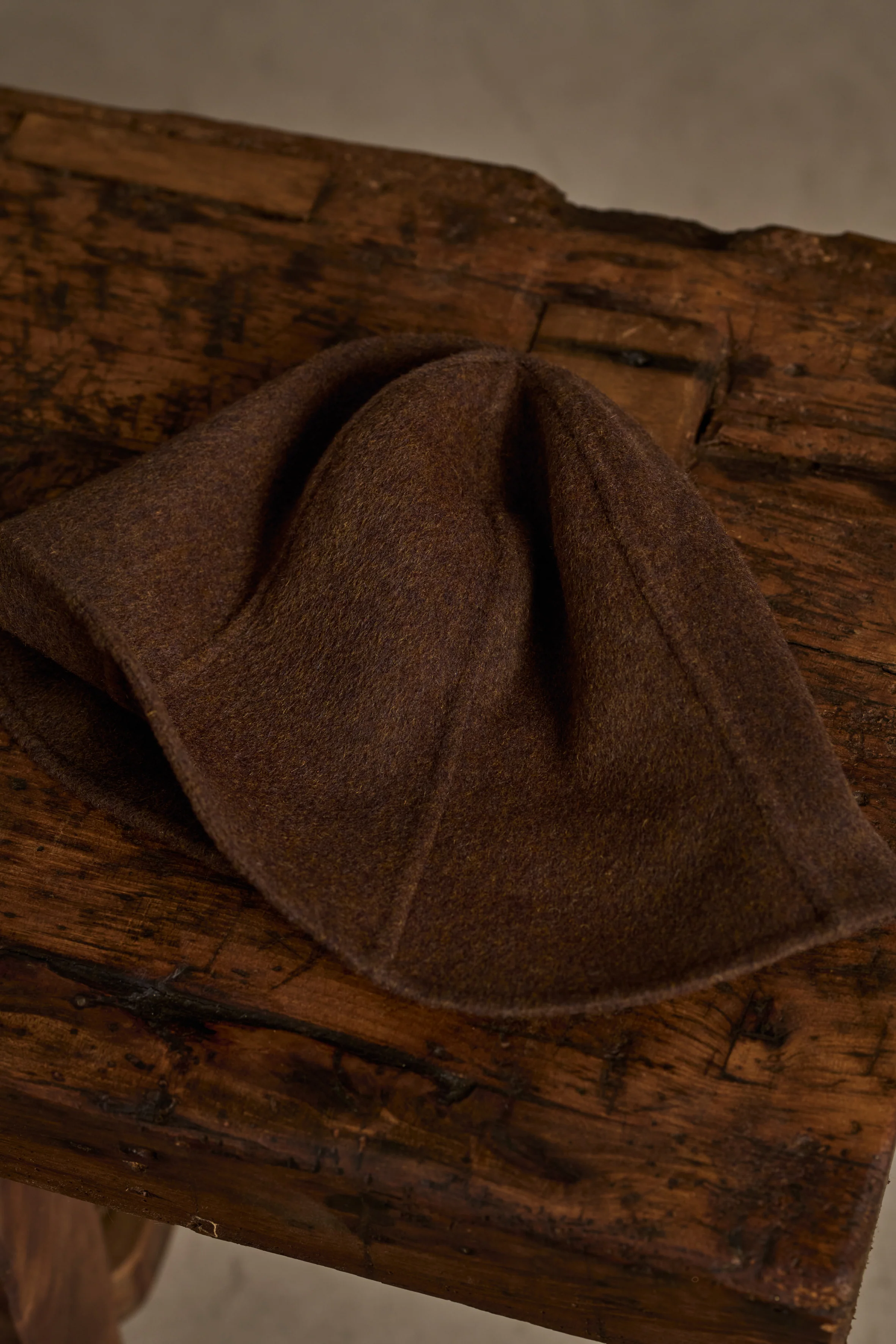 UMBRELLA BROWN HAT