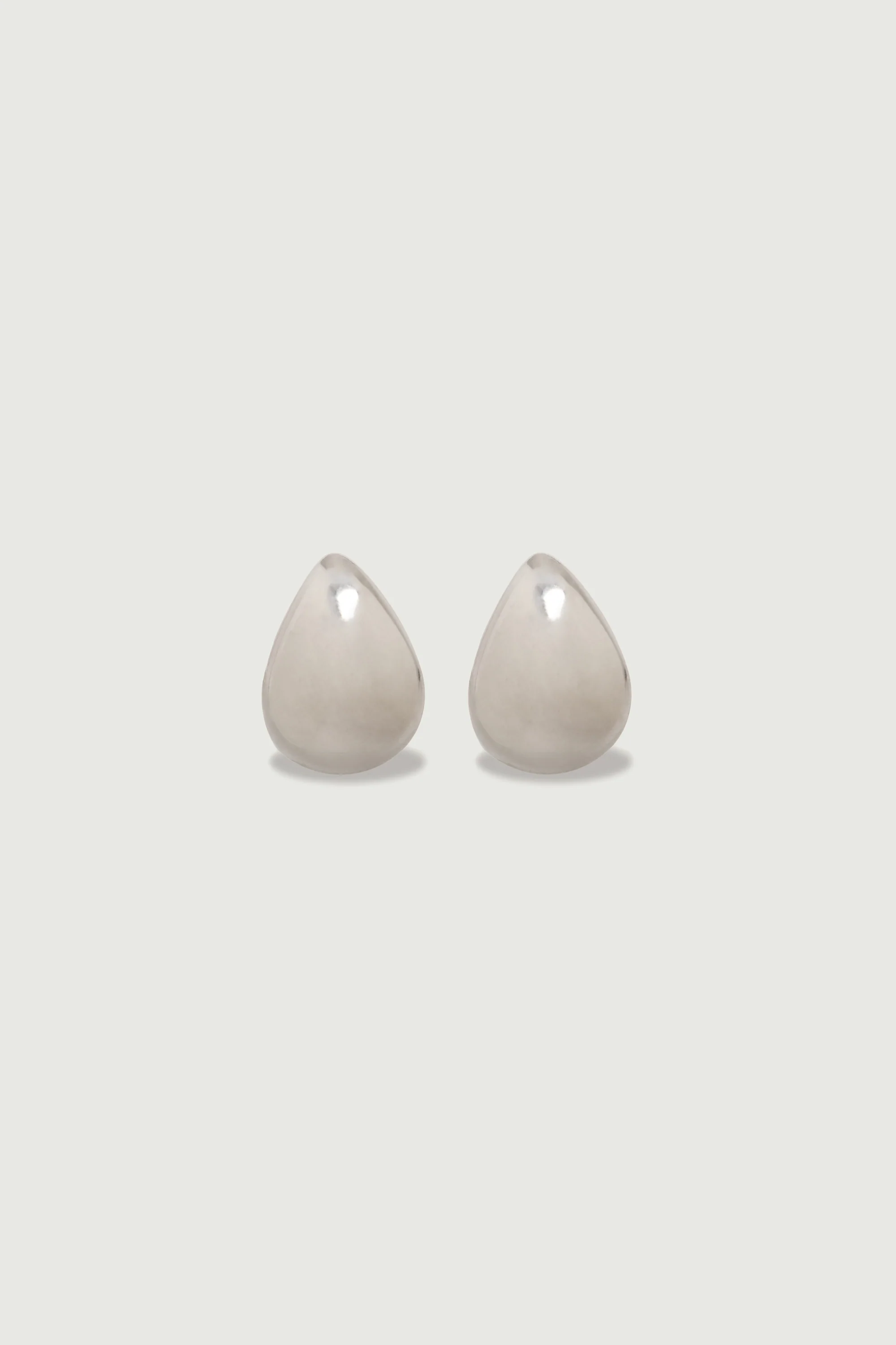ZINNIA GREY EARRINGS