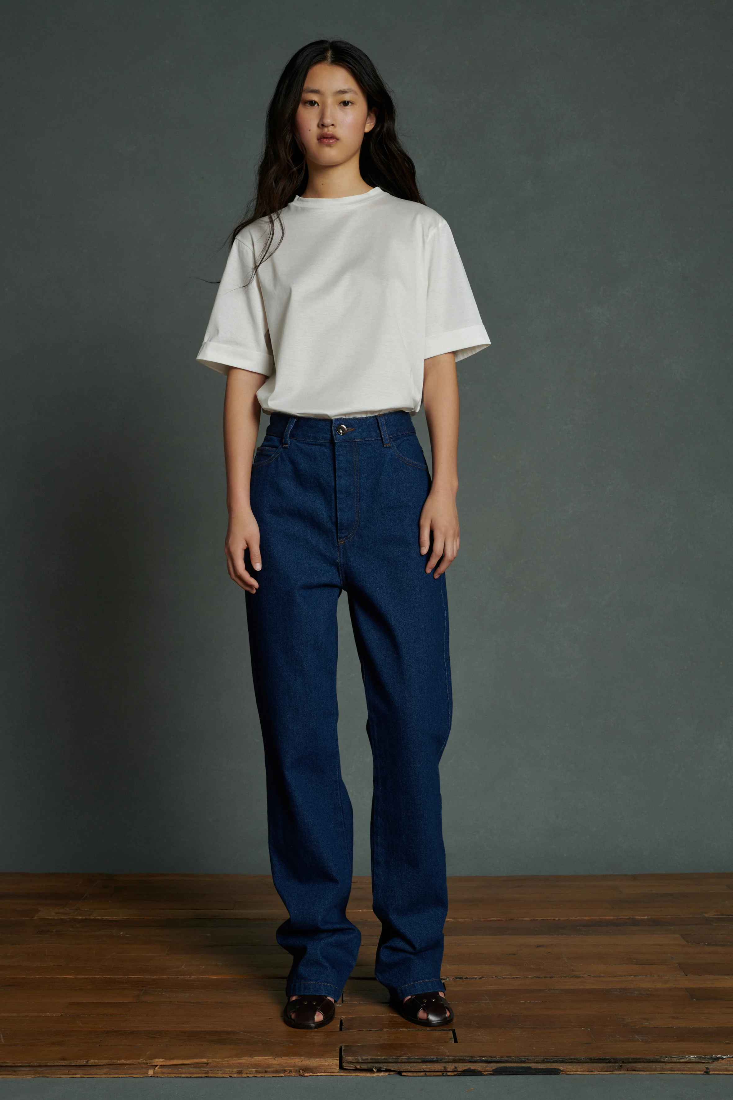 AMA WHITE TEE-SHIRT