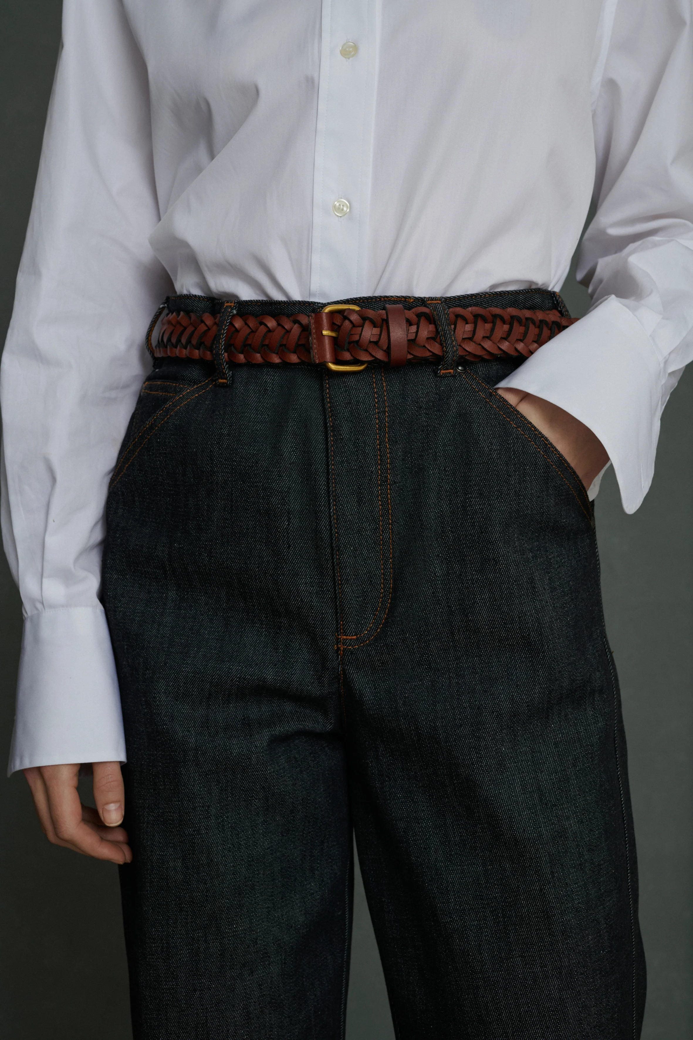 AGORA BROWN BELT