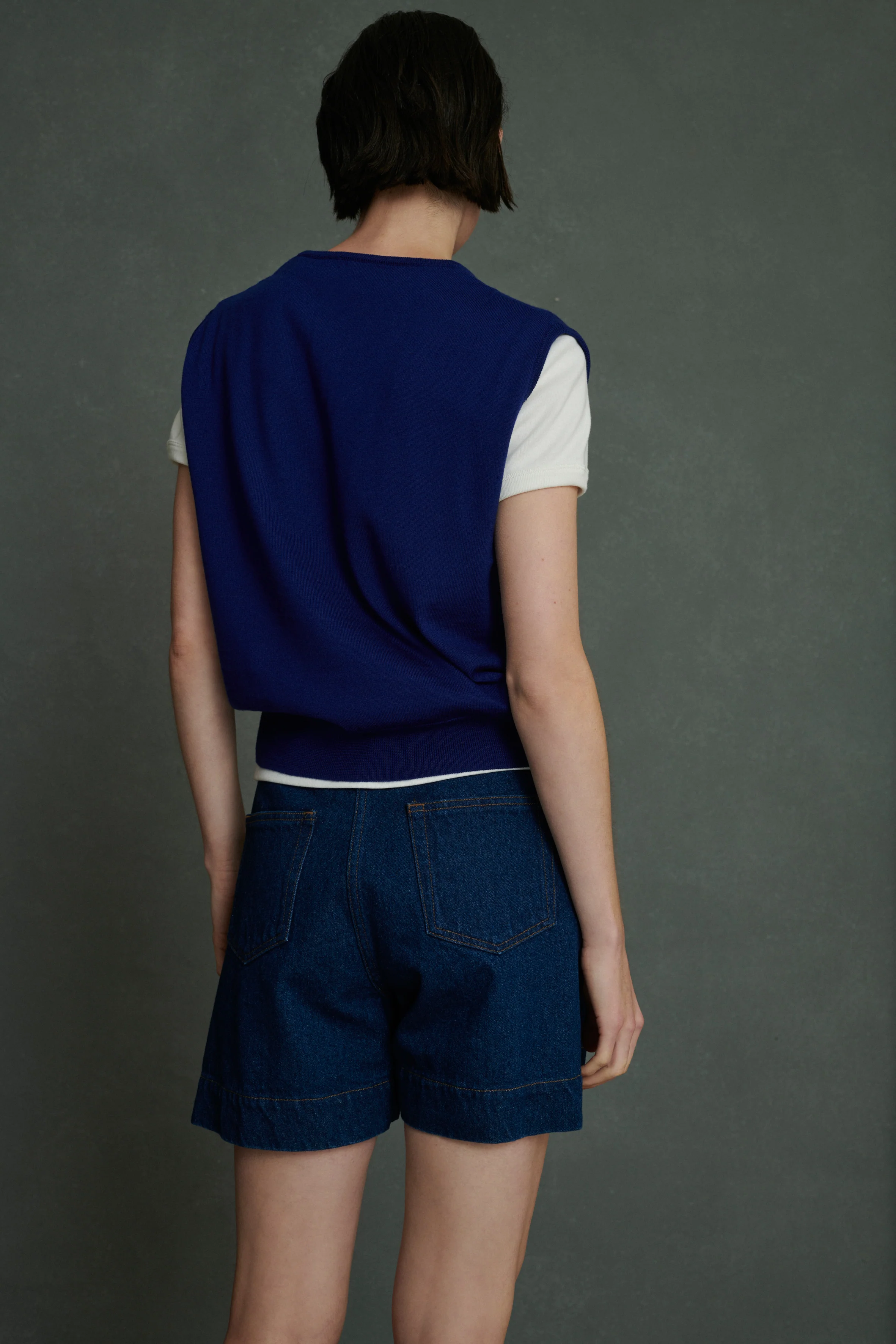 AKI RAW SHORTS