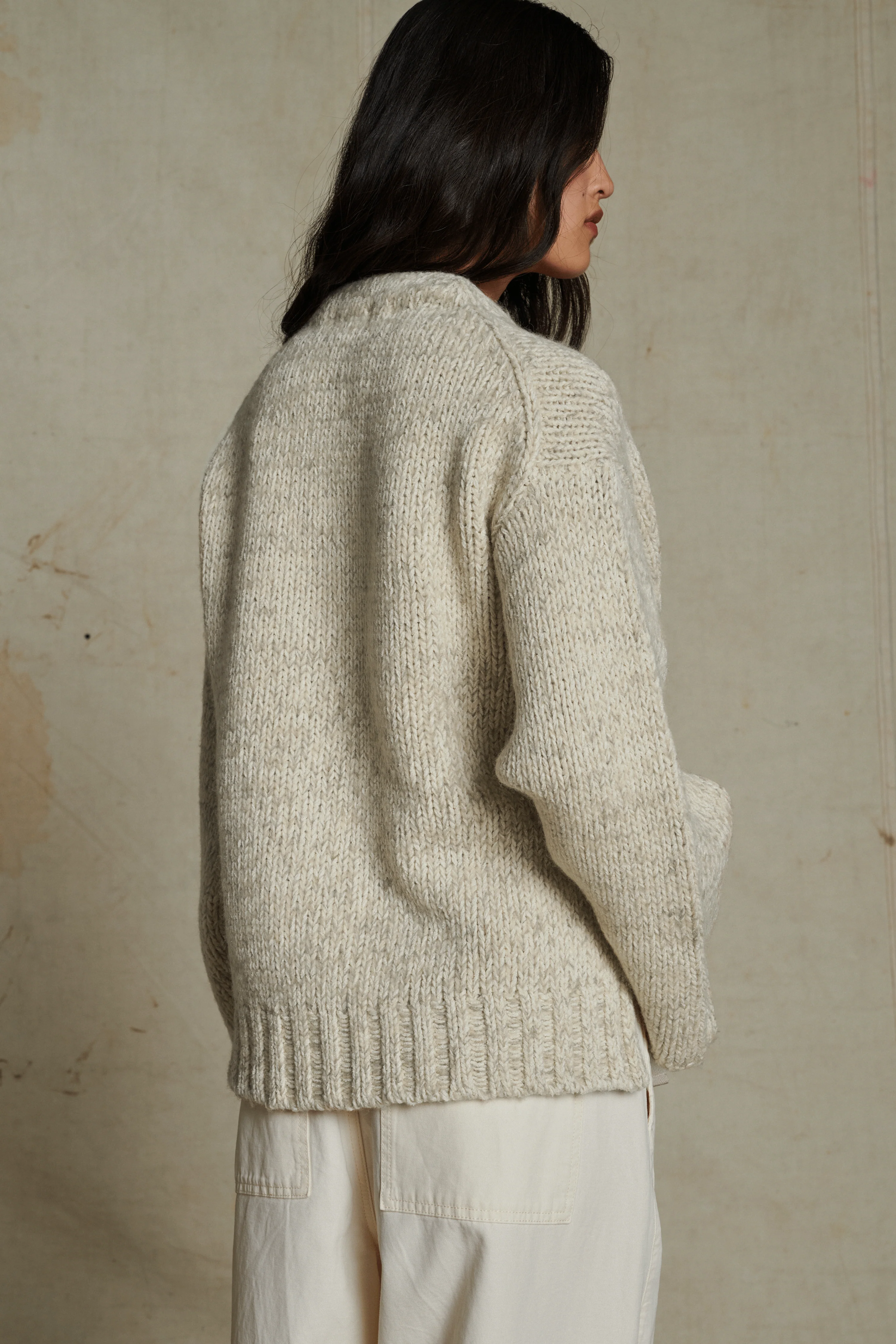ASTRAL OFF-WHITE CARDIGAN