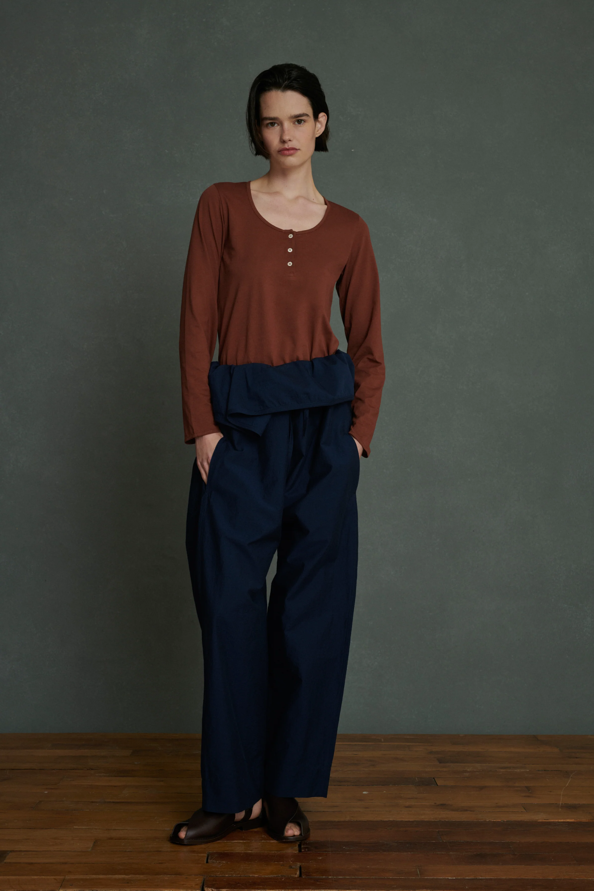 AURELIA BROWN TEE-SHIRT
