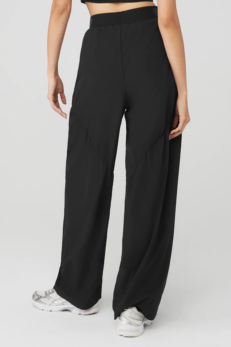 High-Waist Elevation Trouser - Black