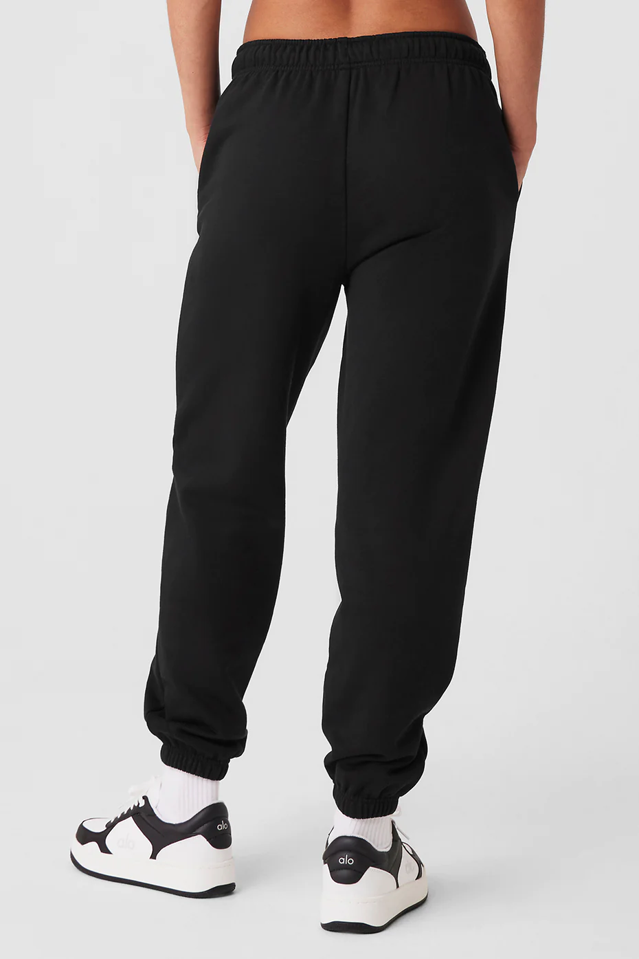 Accolade Sweatpant - Black