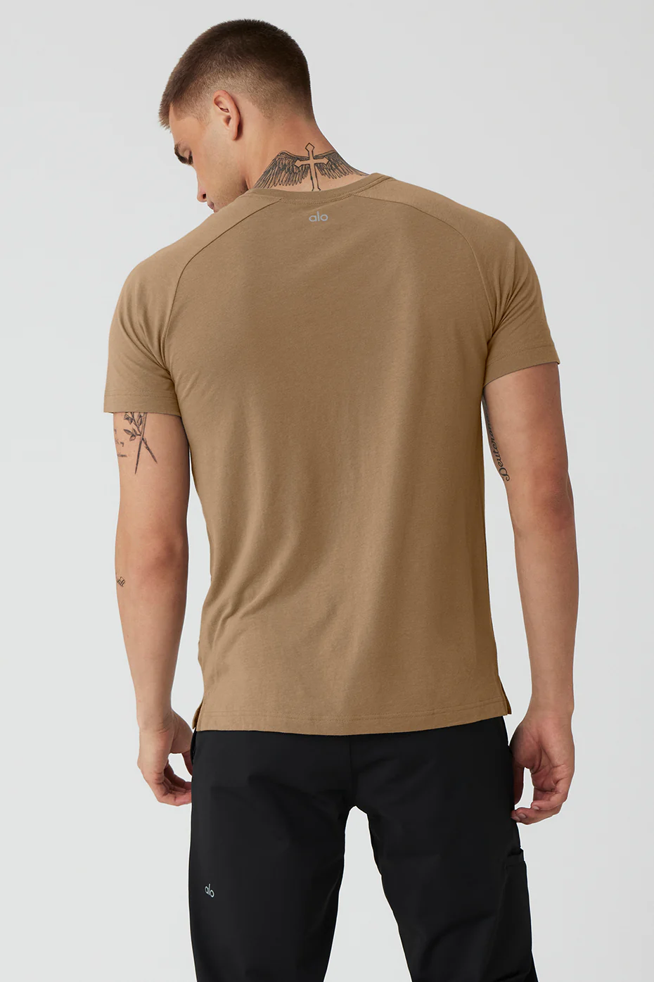 The Triumph Crew Neck Tee - Gravel
