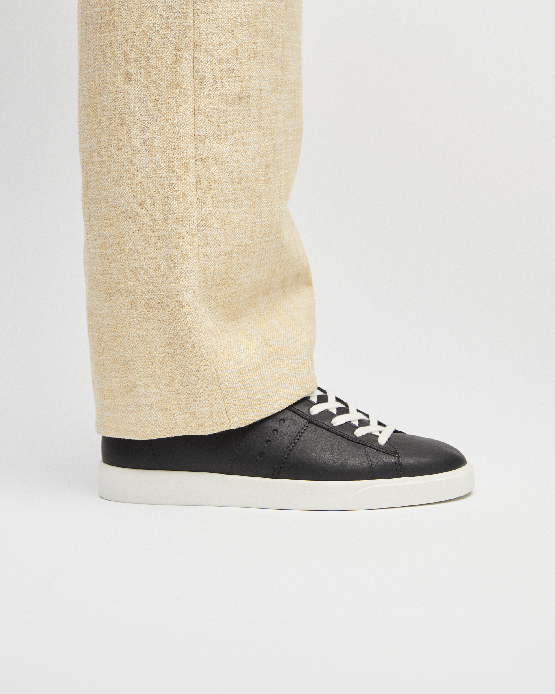 Women's ECCO® Street Lite Leather Sneaker