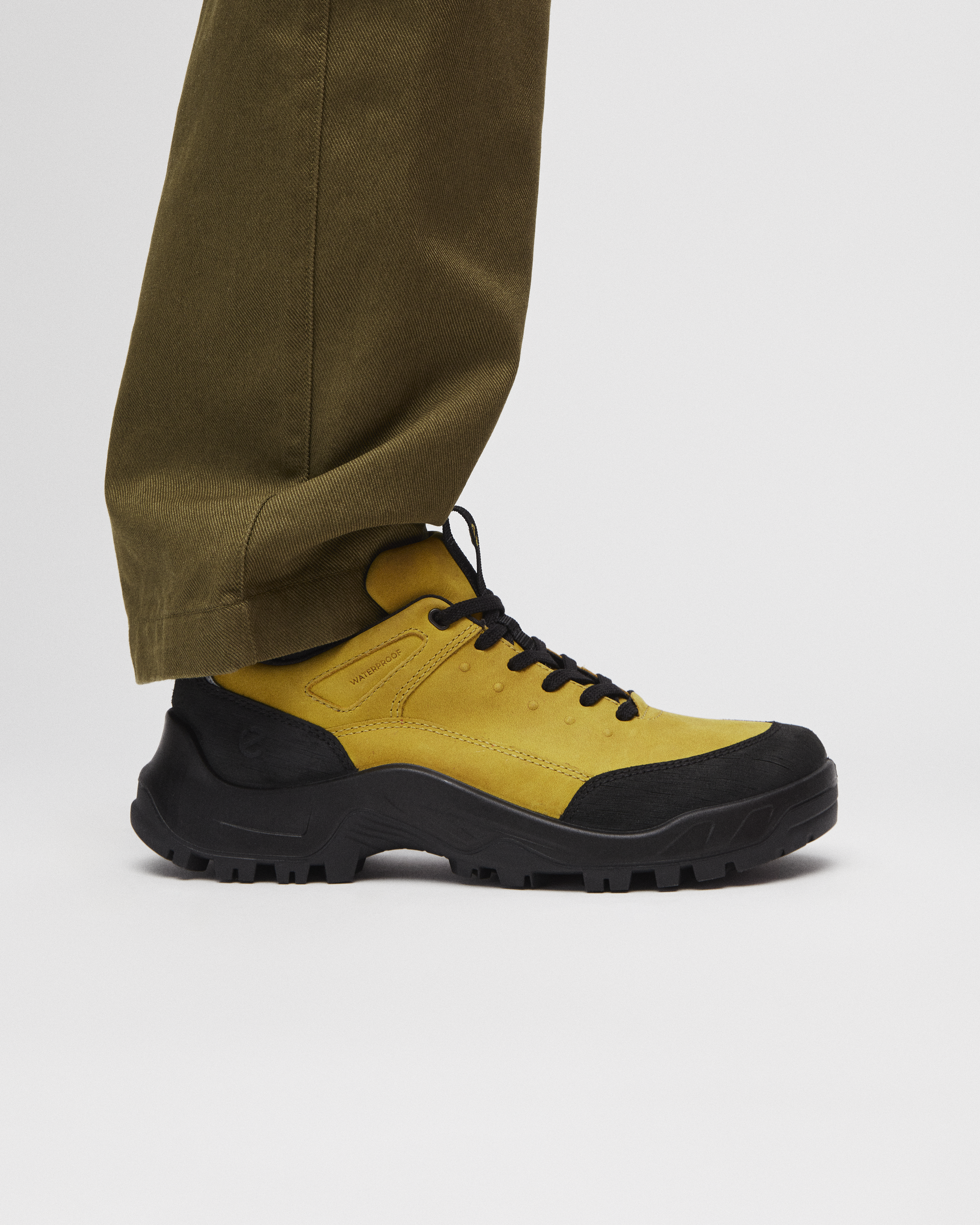 Men's ECCO® Offroad Nubuck Waterproof Outdoor Sneaker