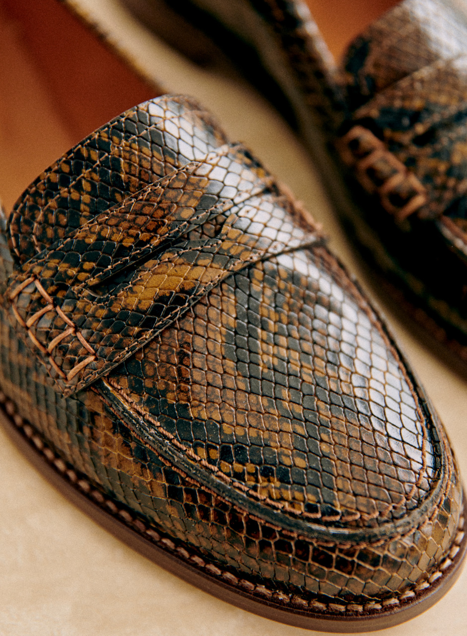 Andr�� Loafers Khaki python print