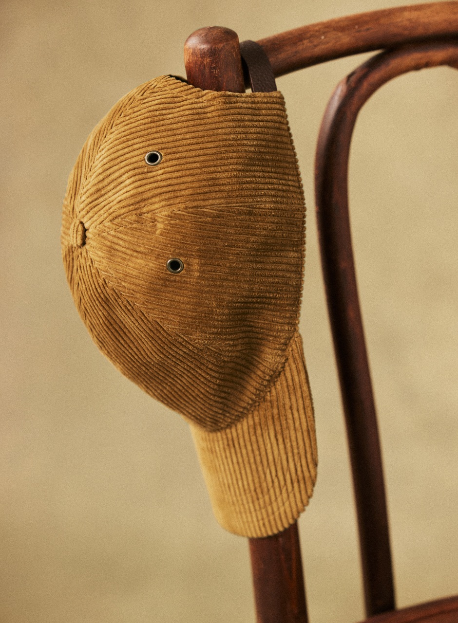 Chase Corduroy Cap Large Camel Rib