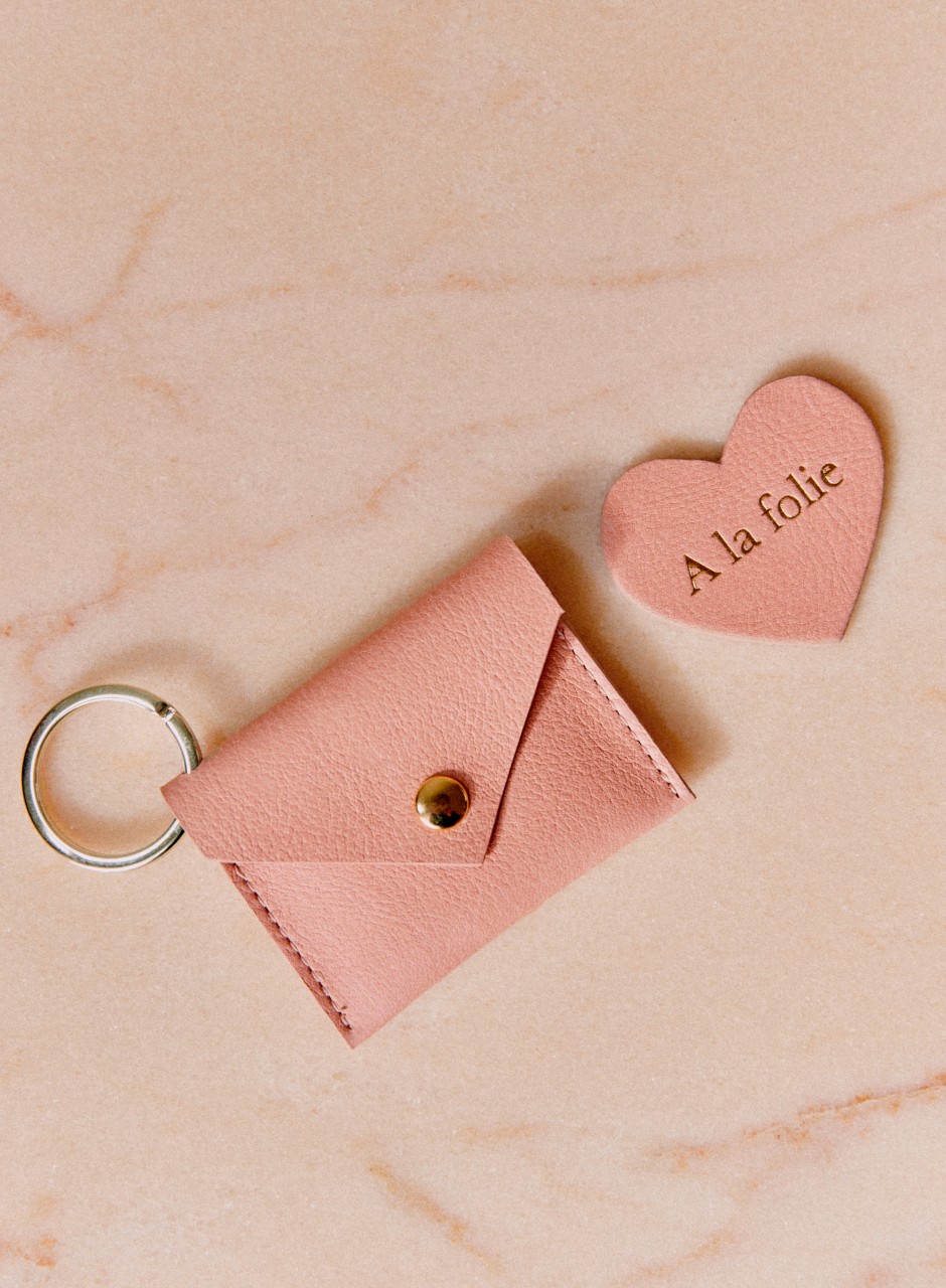 Envelope Keychain Pale Pink " A la folie"