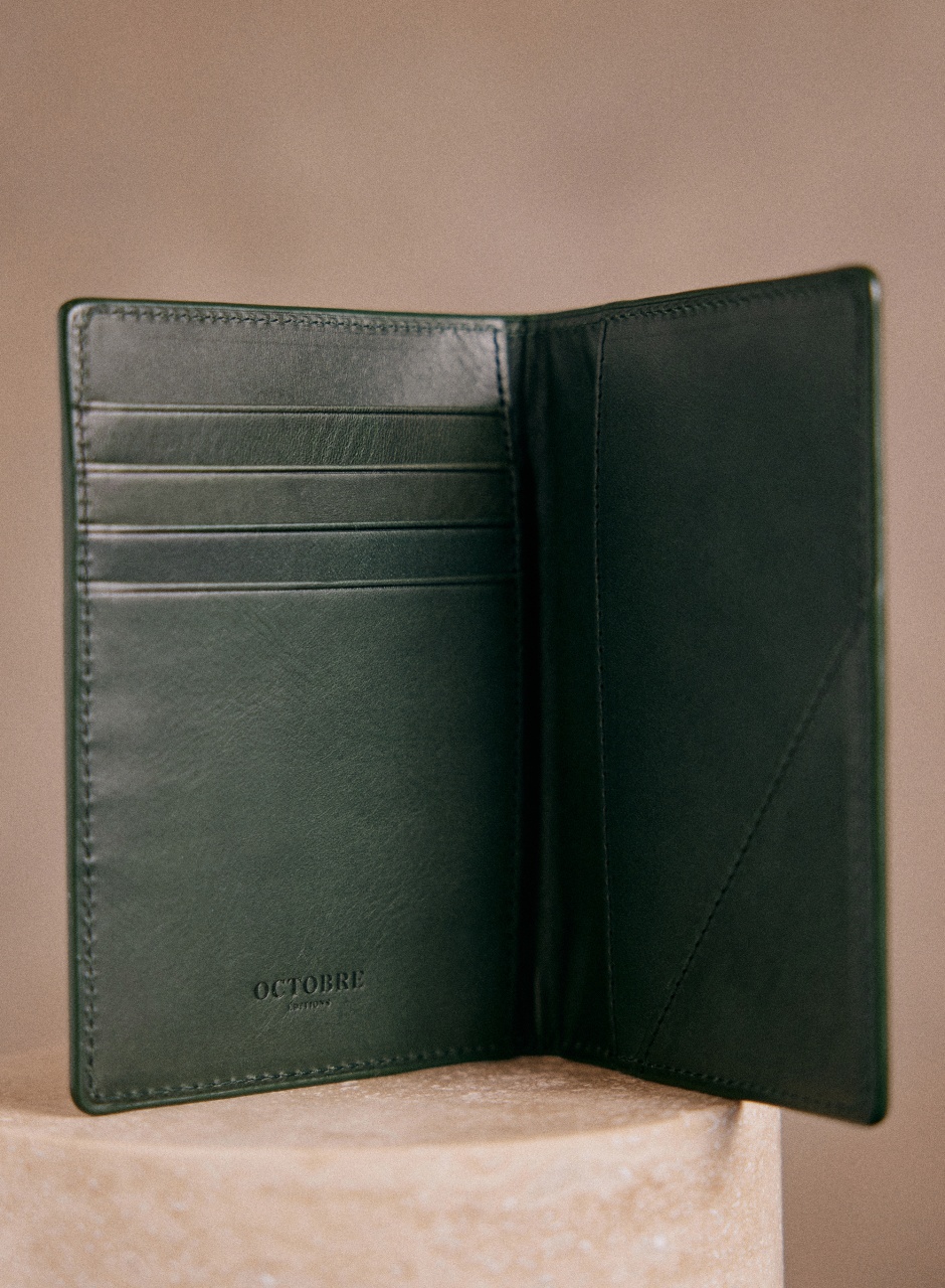 Bryson Passport Holder Green