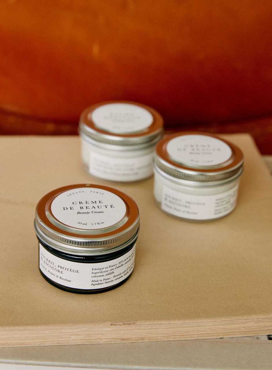 Leather perfector Black