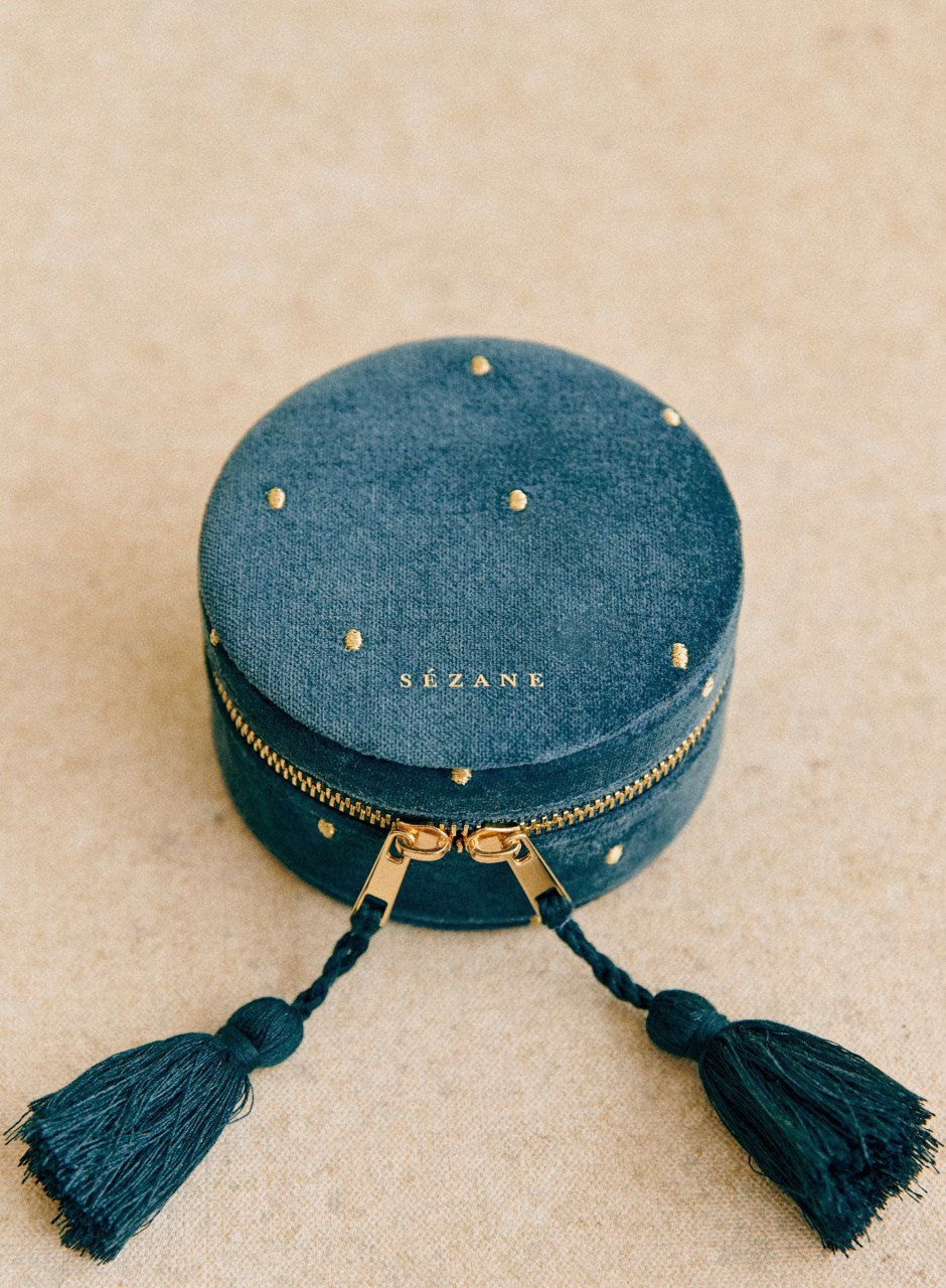 Jewellery case Gold Embroidered Polka Dots