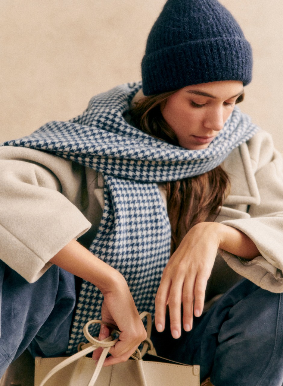 Seraphine Scarf Navy houndstooth