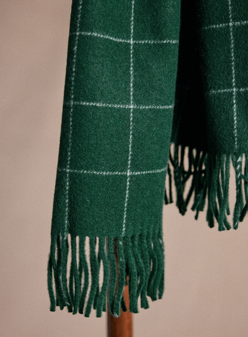 Vick Scarf Ecru Tile Green