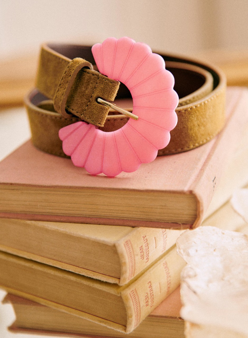 Sandy Belt Rose multi
