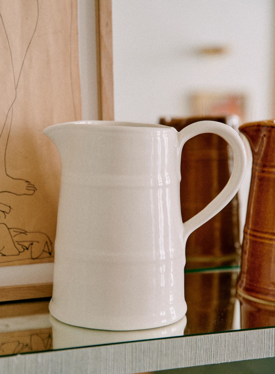 Alto Jug Ecru