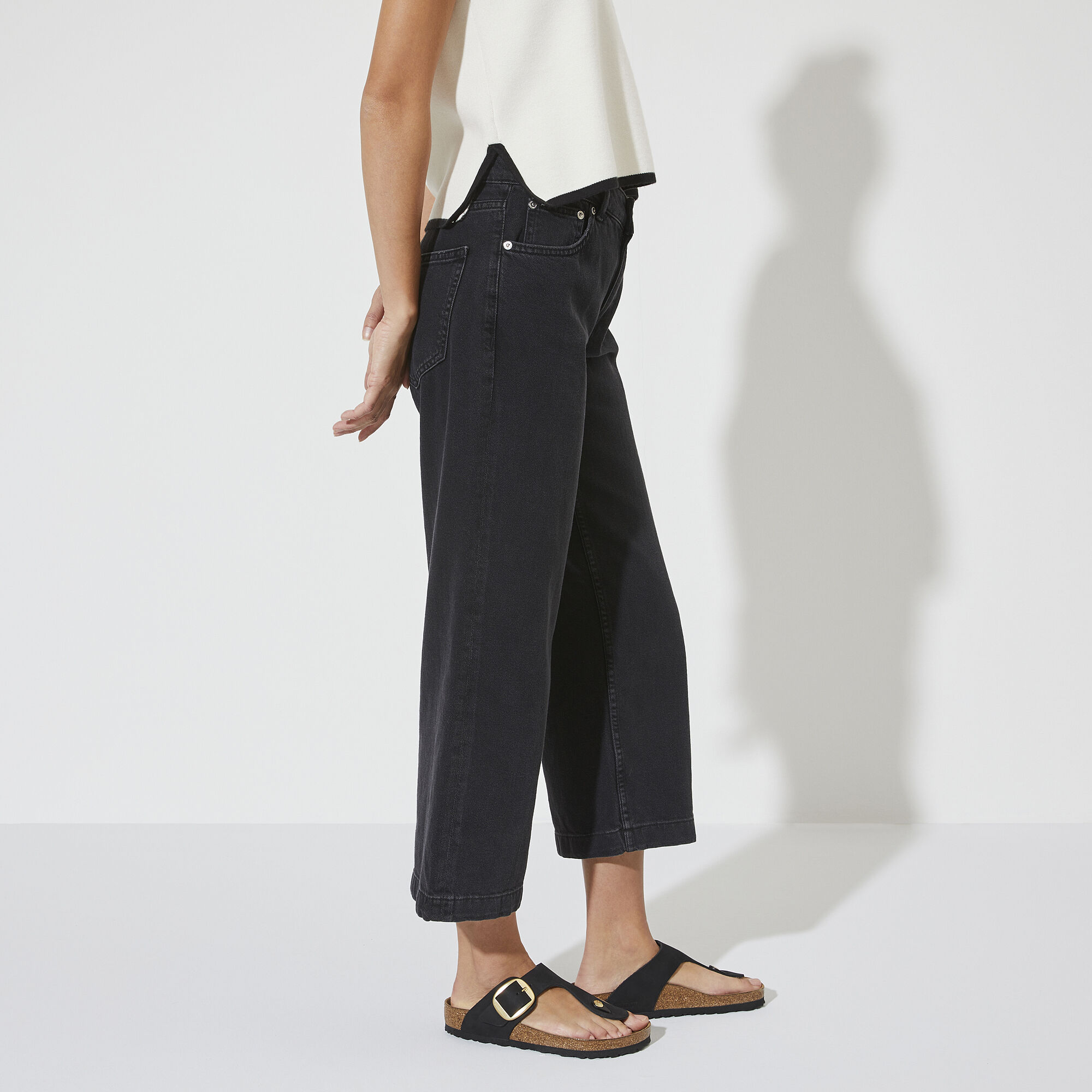 Gizeh Big Buckle Nubuk Leather