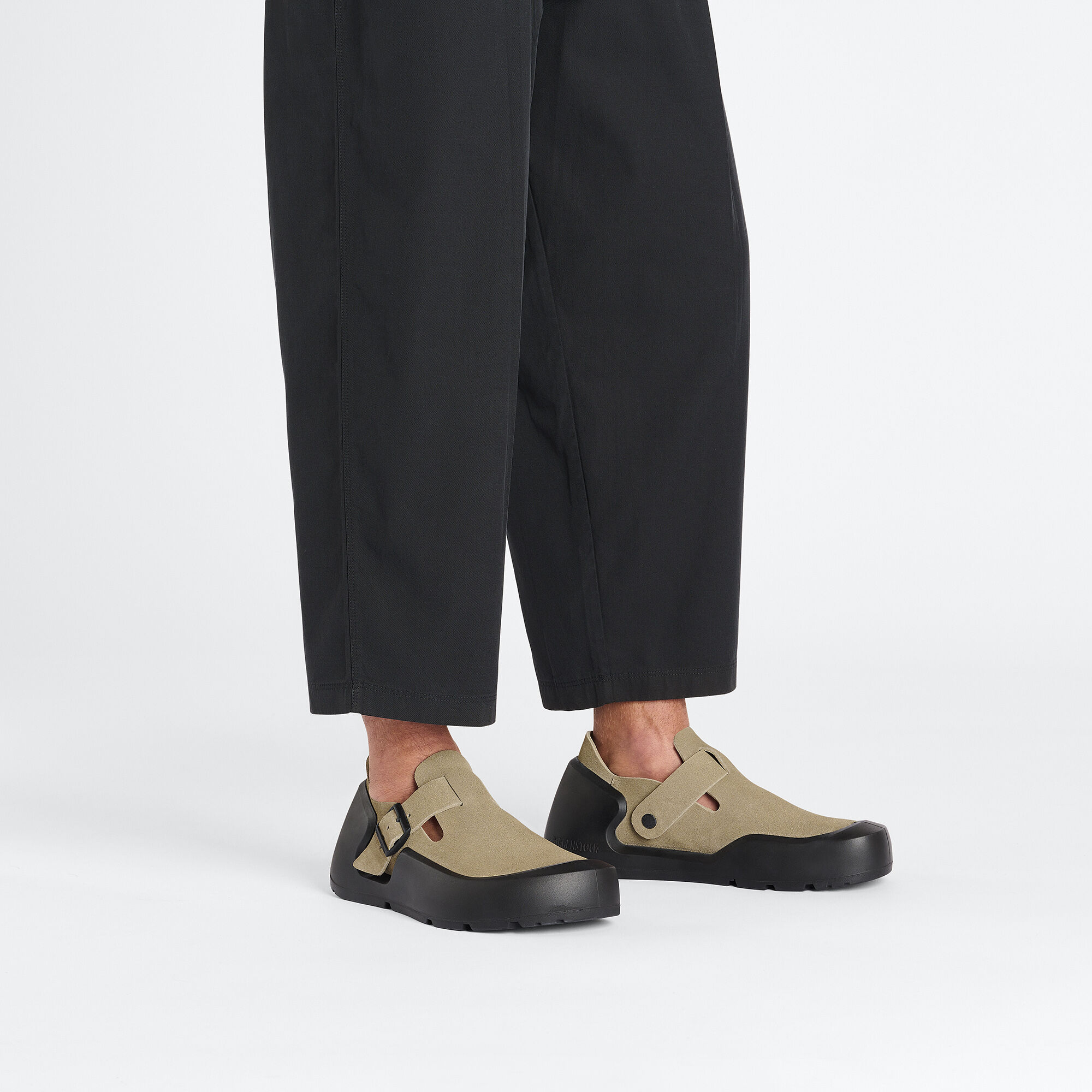 Reykjavik Nubuk Leather