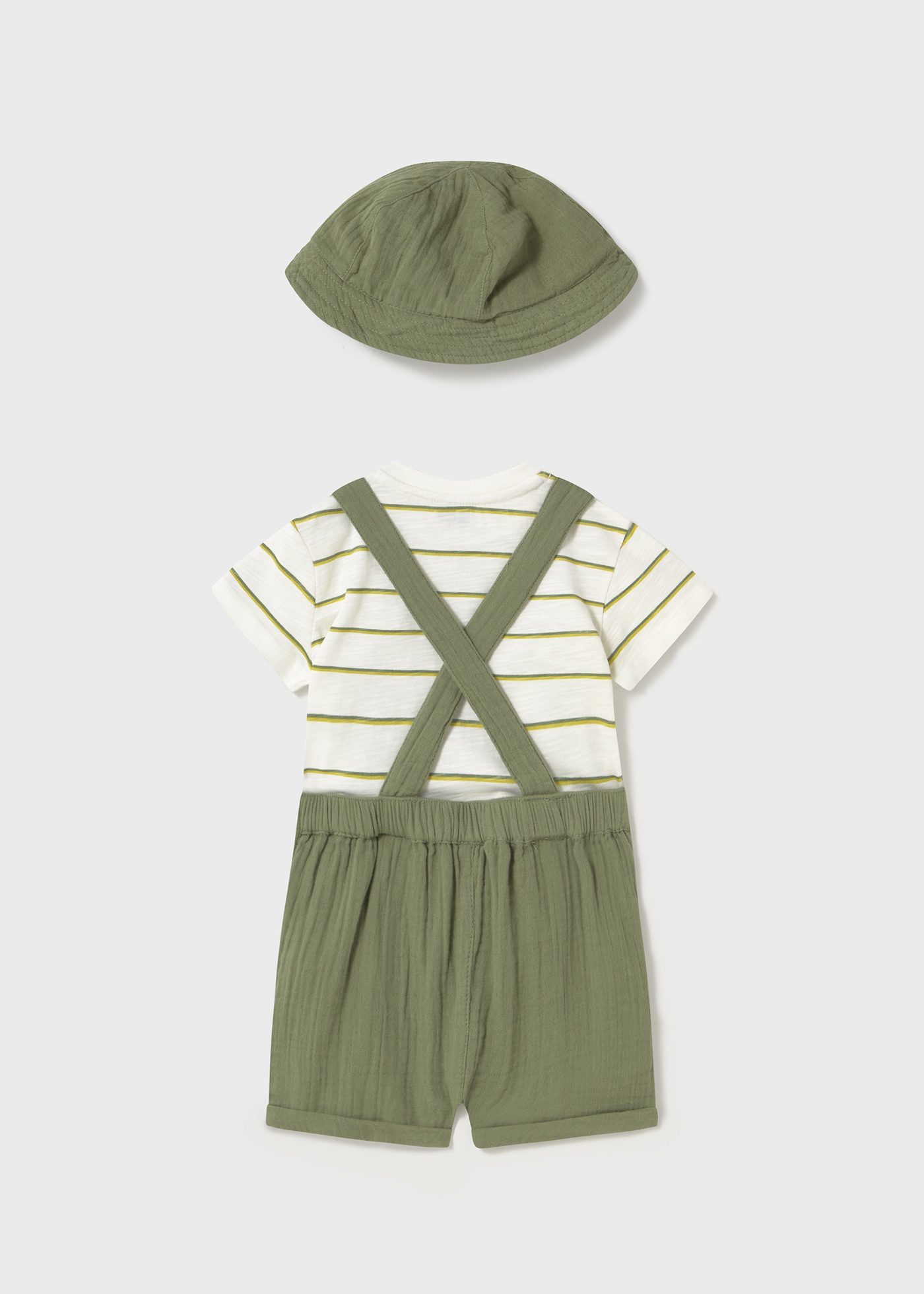 Baby 3 piece set with hat