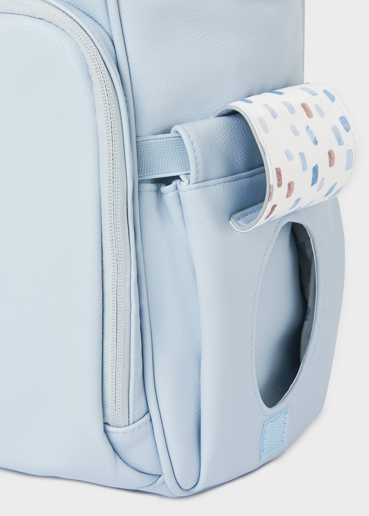 Baby backpack with changer