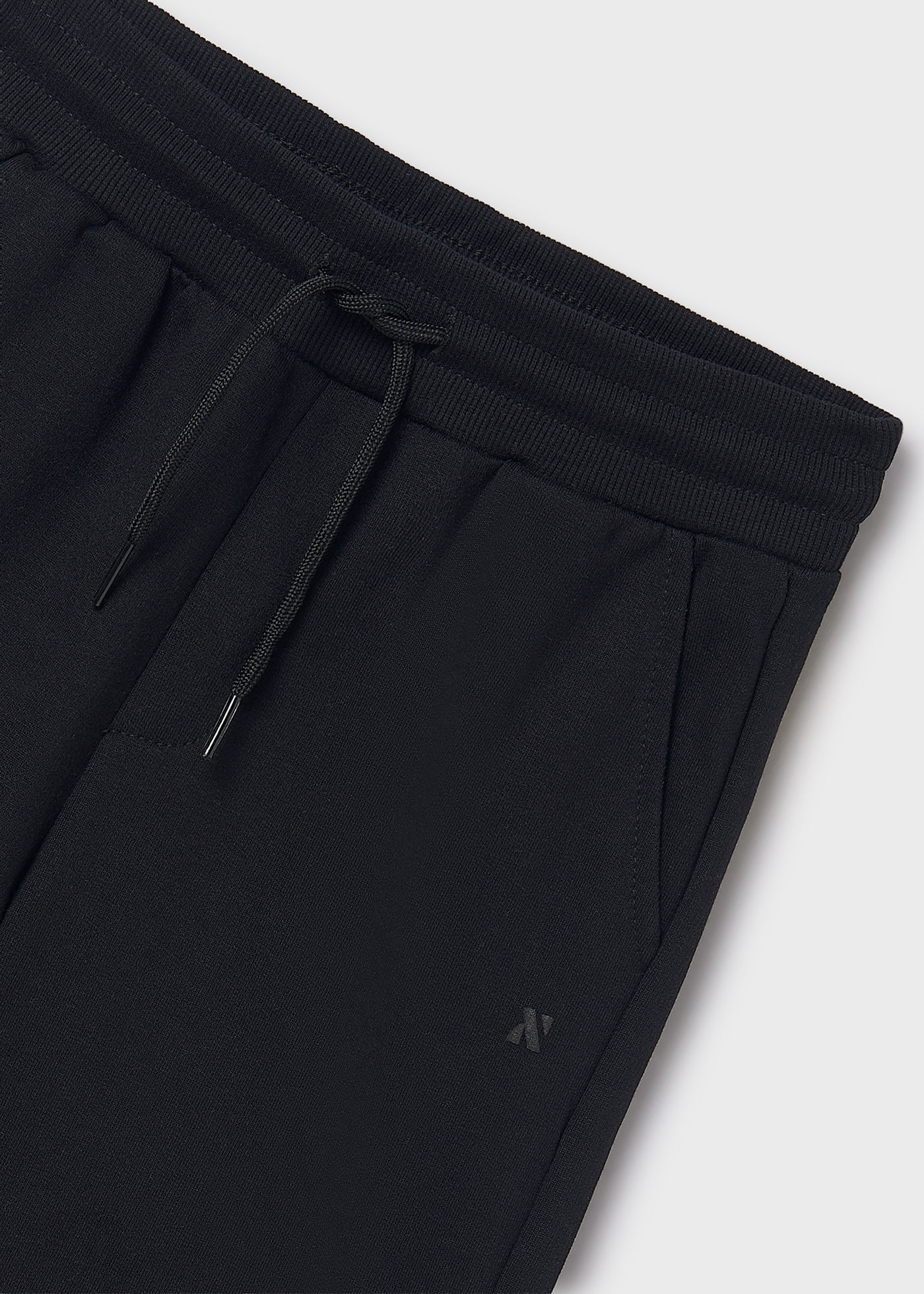 Boy basic sporty shorts