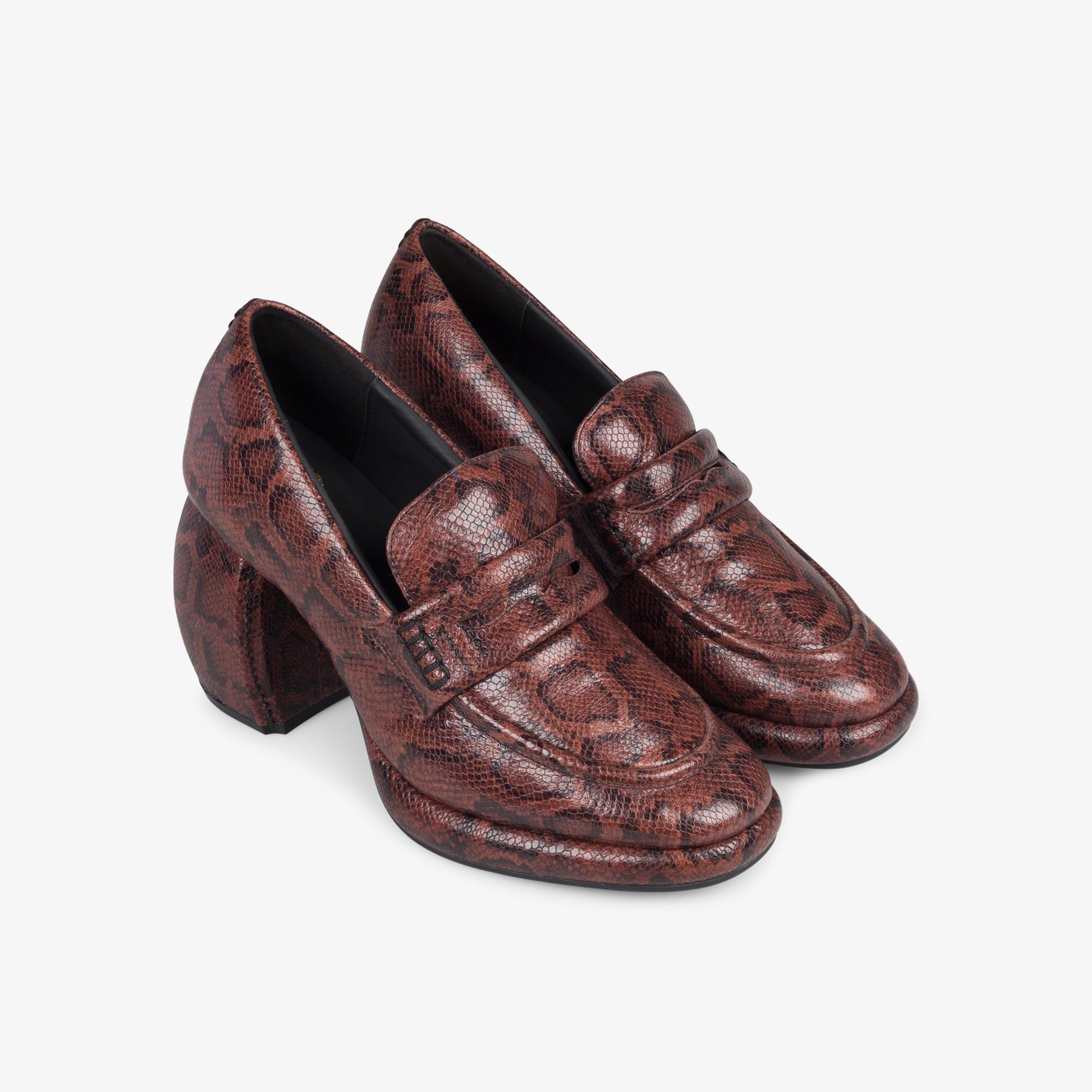 Martine Rose Loafer 1