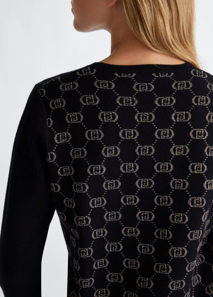 Sweater with monogram logo
