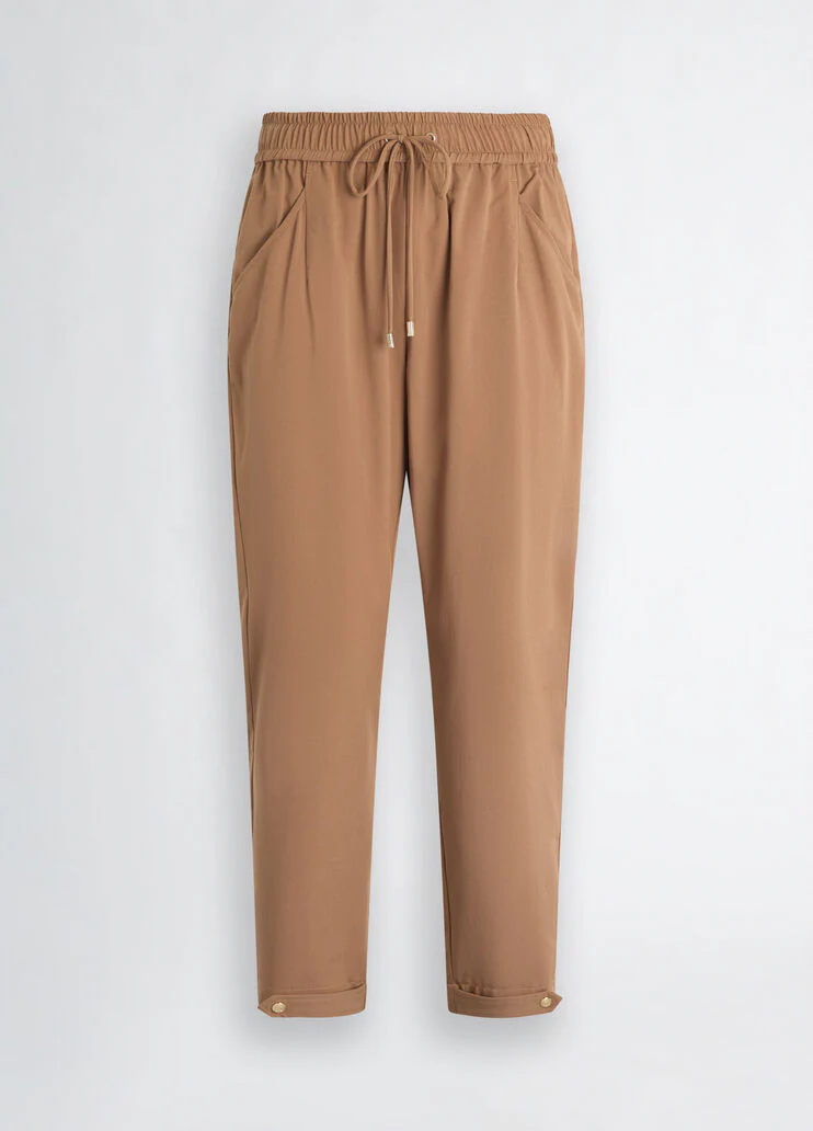 Cropped beige trousers