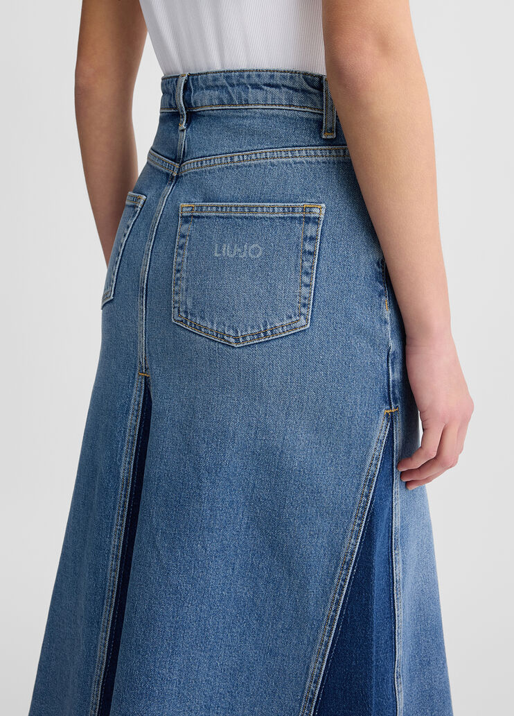 Denim skirt