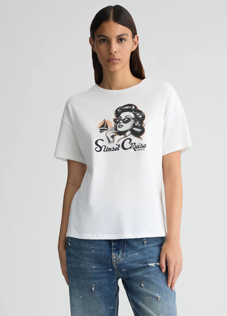 Printed T-shirt with rhinestones