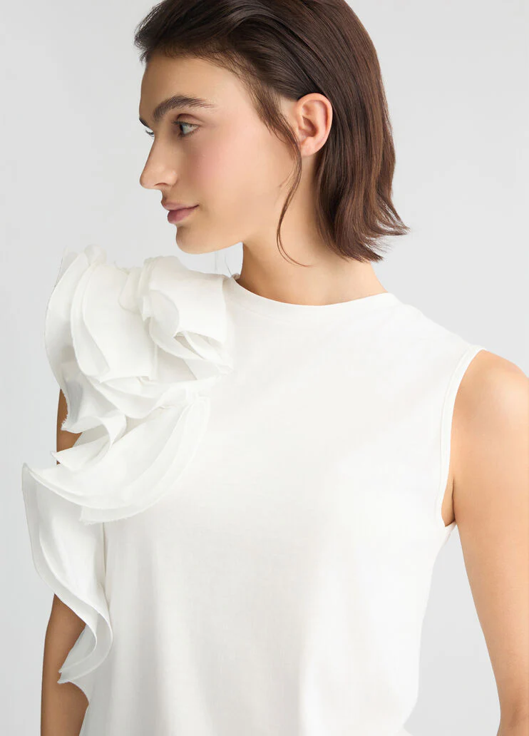 Peony pink T-shirt with flounced detailing