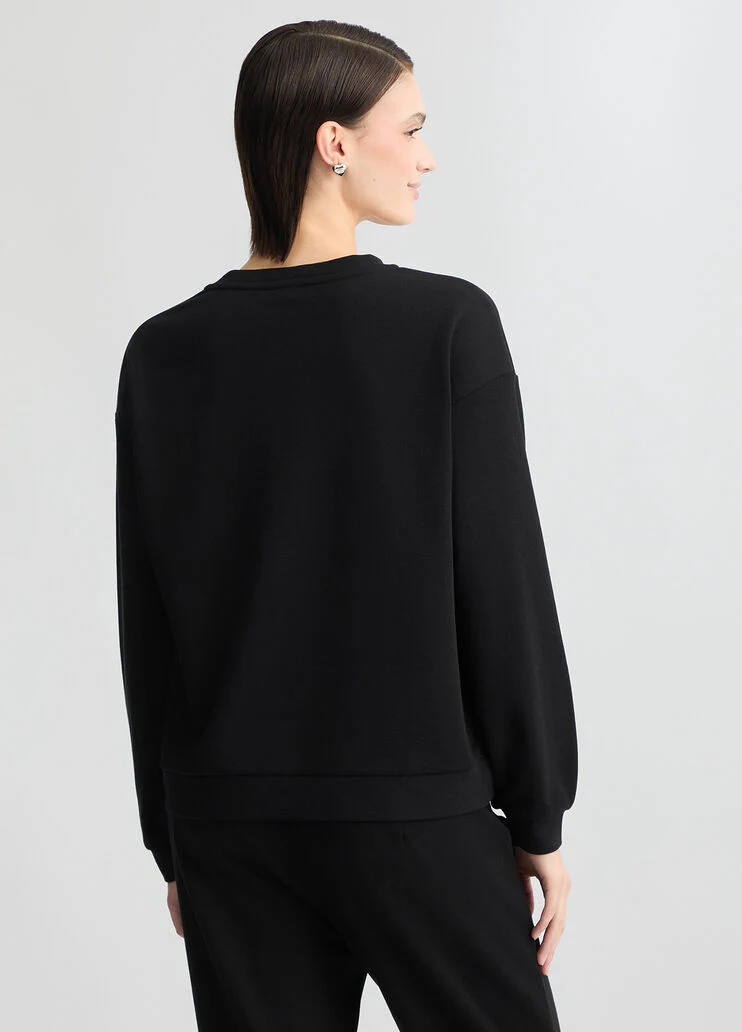 Sweatshirt with rhinestones