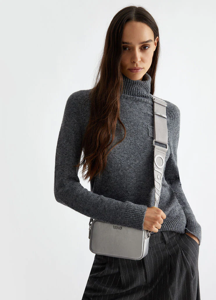 Metallic finish crossbody bag