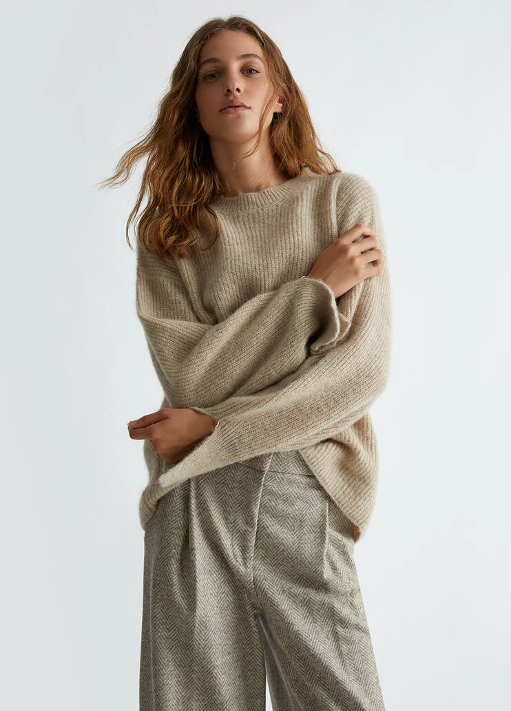 Extra soft pullover