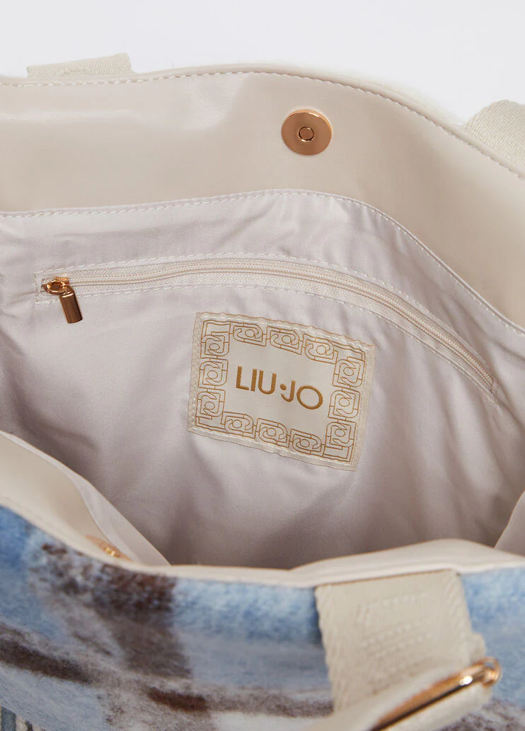 Wool-blend shopping tote