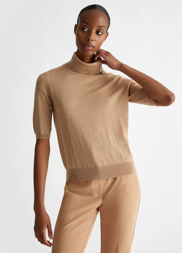 Woollen turtleneck