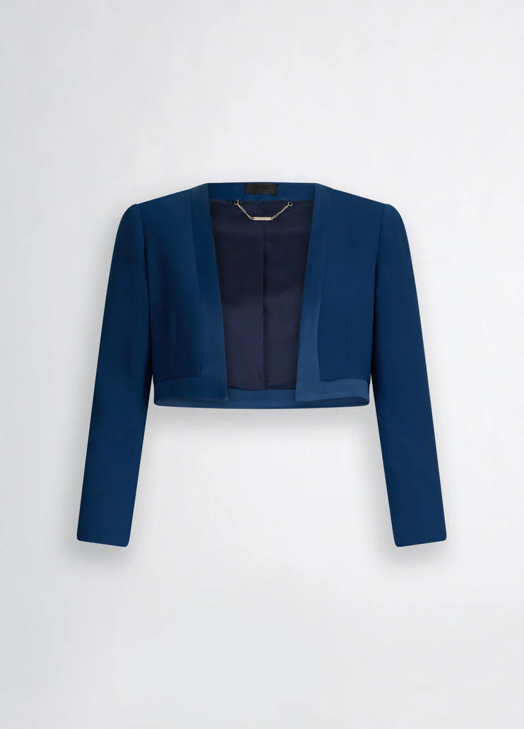 Cropped elegant blue jacket