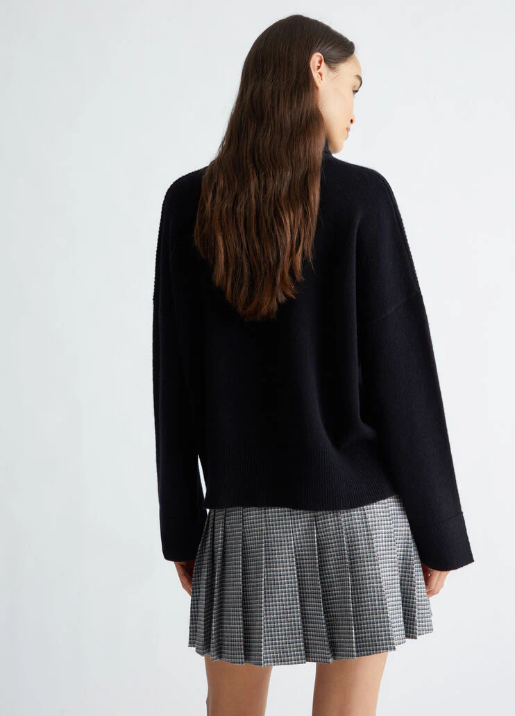 Woollen turtleneck