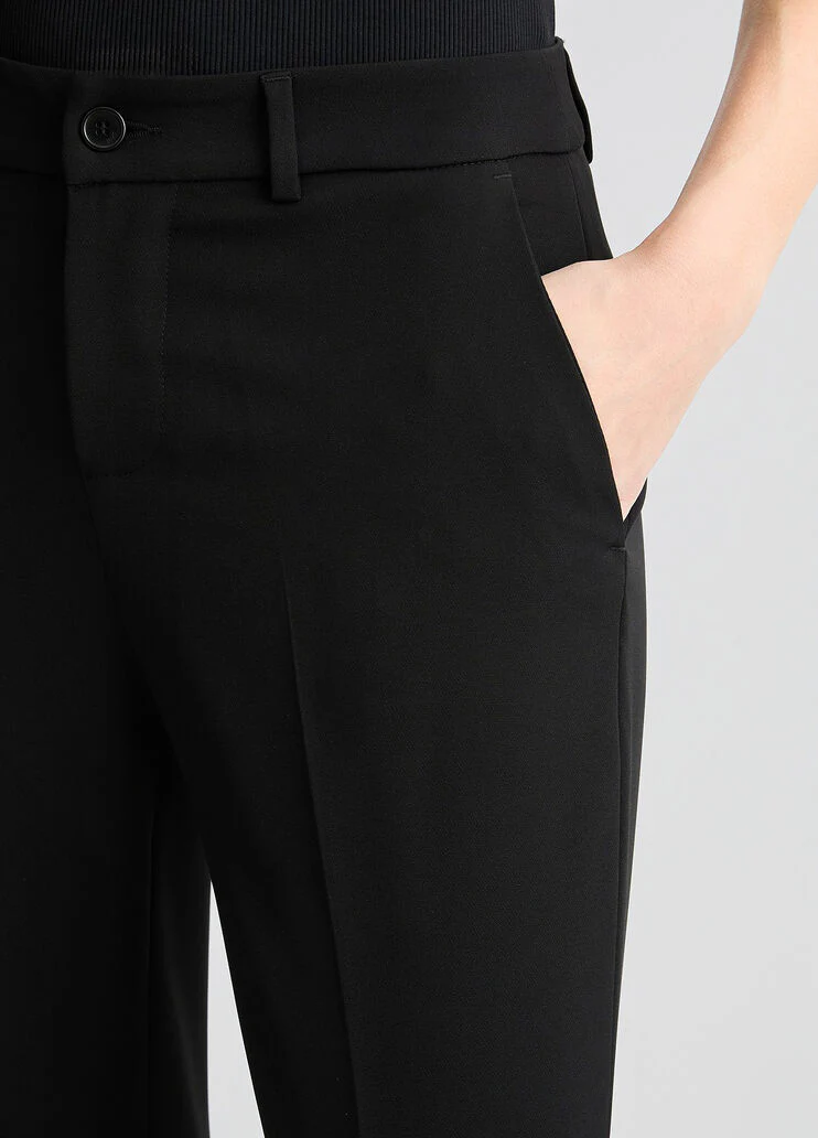 Trousers with turn-ups