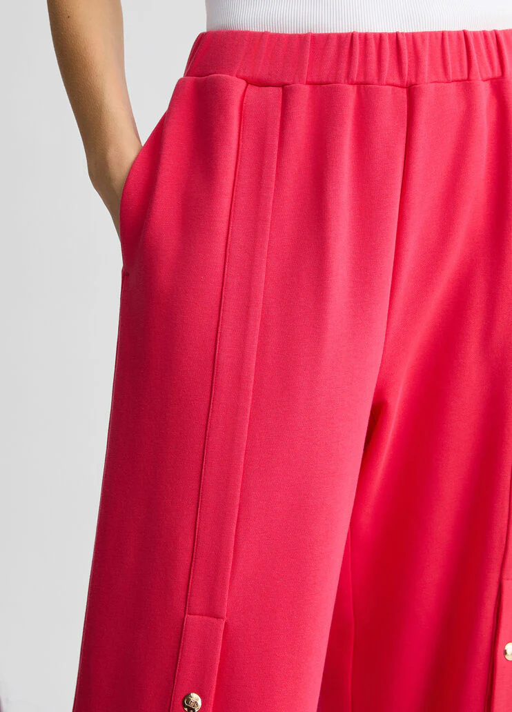 Red fleecegging bottoms with buttons